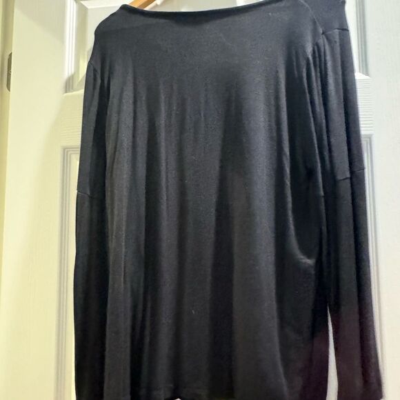 Lord & Taylor Black sweater - Picture 9 of 9